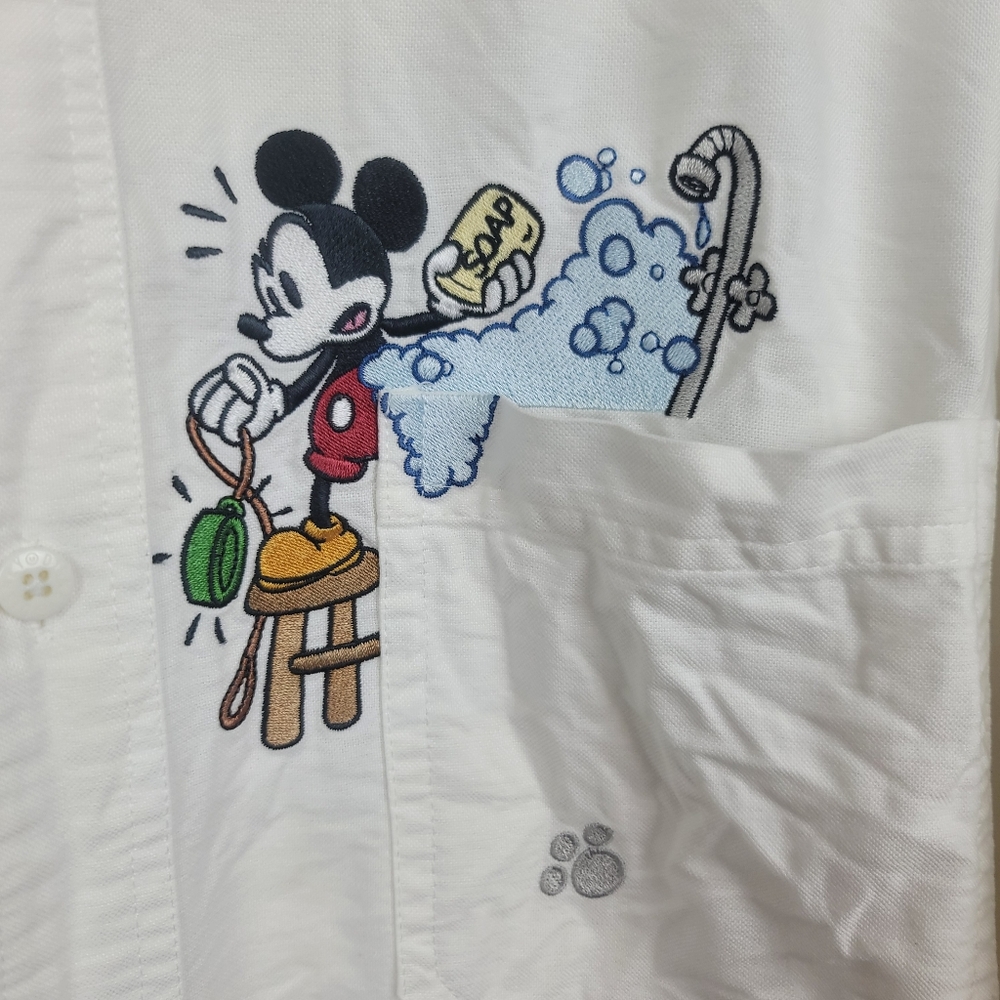 Vintage Disney Store White Button Up Shirt size M - Picture 2 of 8